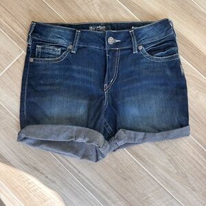 Silver Jeans Co. Suki Style. 31/4